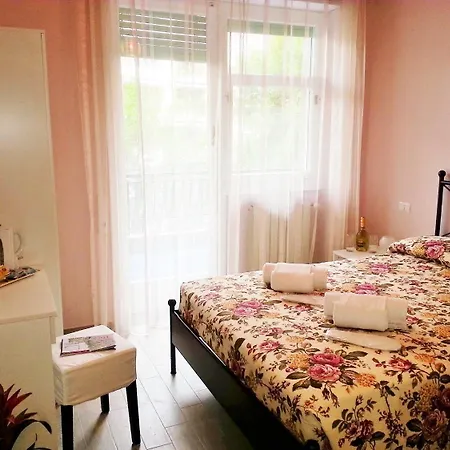 Magna Cura Bed & Breakfast Roma